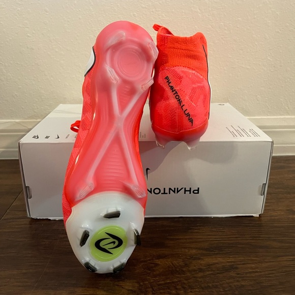 Nike Phantom Luna Elite FG Bright Crimson Soccer Cleats Mens 10.5 FN8405-600 - Picture 4 of 4